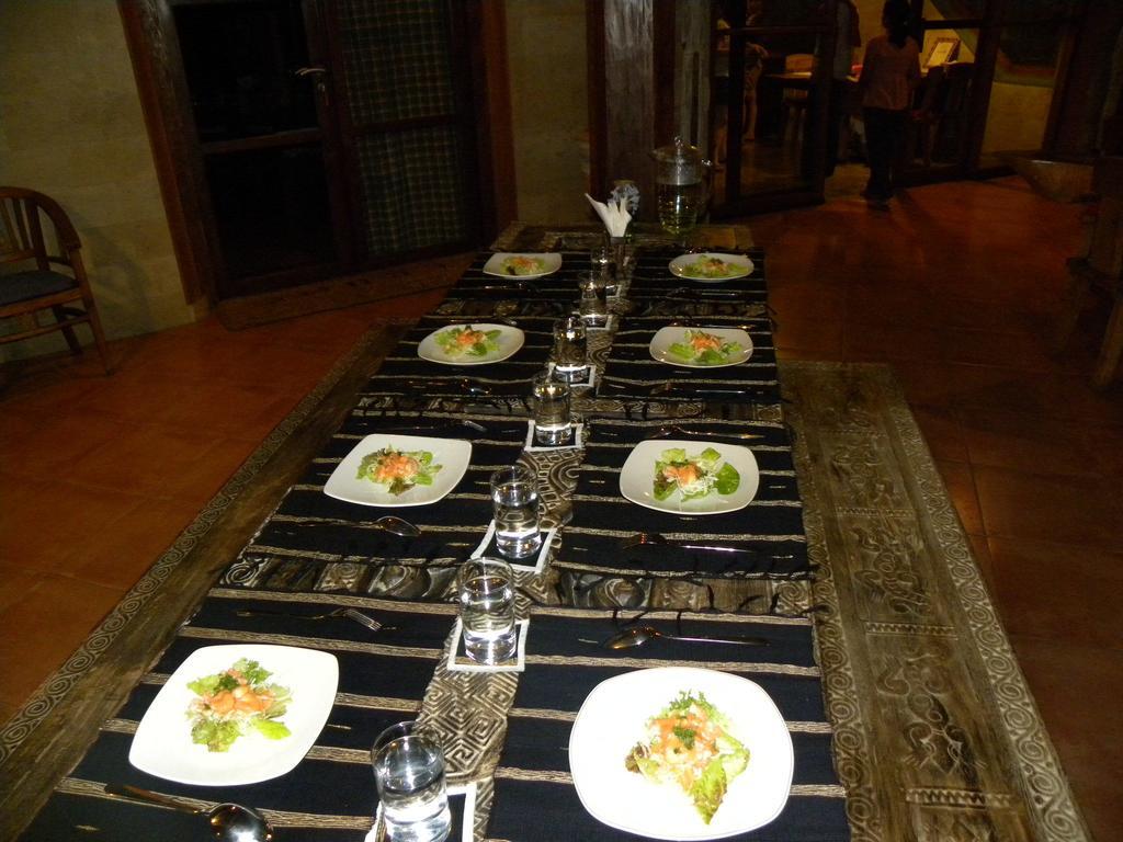 Saudara Home Ubud Екстер'єр фото