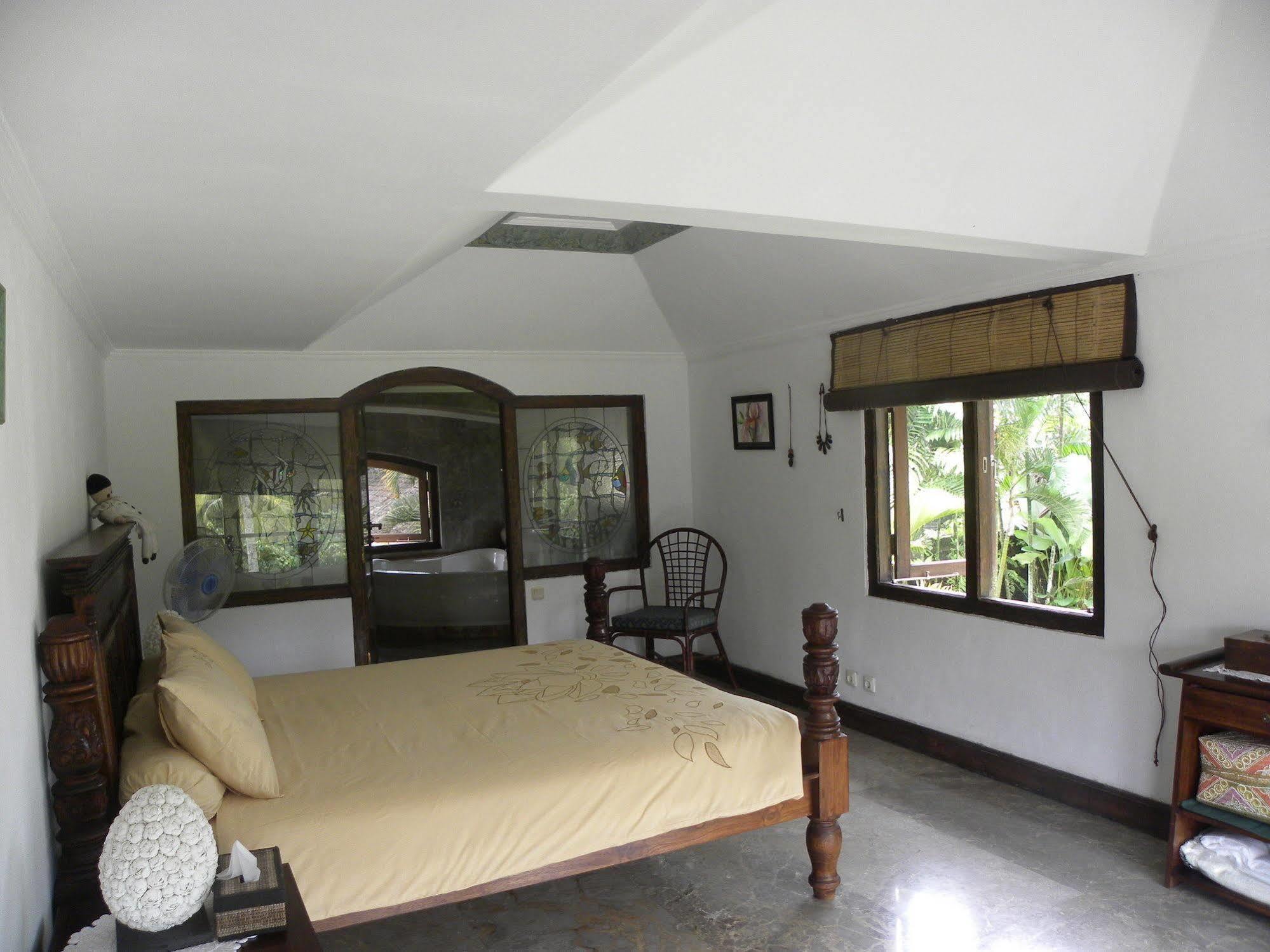 Saudara Home Ubud Екстер'єр фото