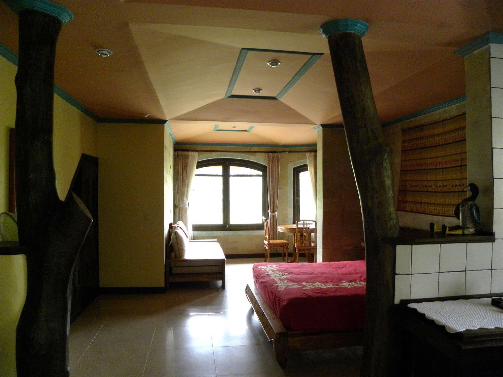 Saudara Home Ubud Екстер'єр фото